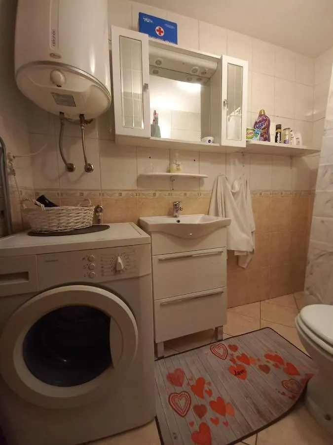 Udoban Stan Na Pecinama Apartment Rijeka 0*,